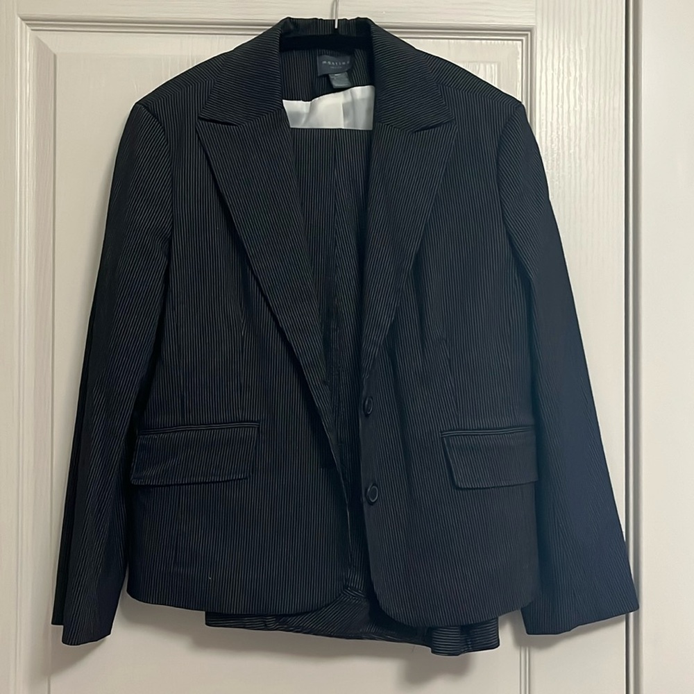Mantles Petite Pantsuit